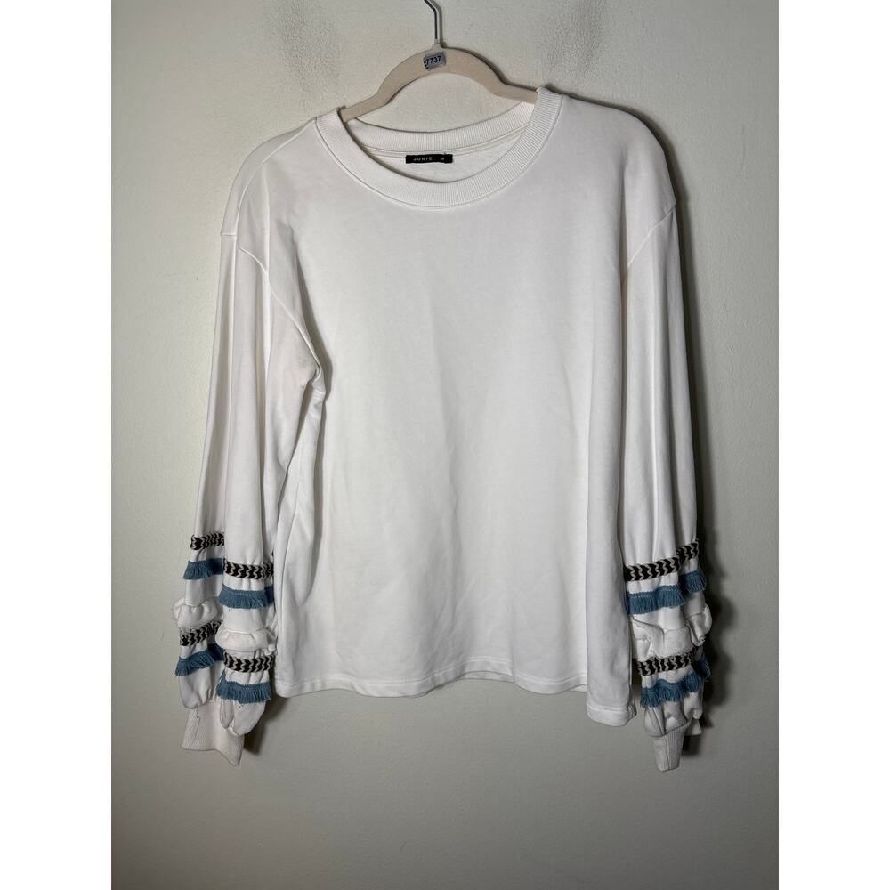 Junie White with Trimmed Long Sleeves Sweatshirt Sz M
